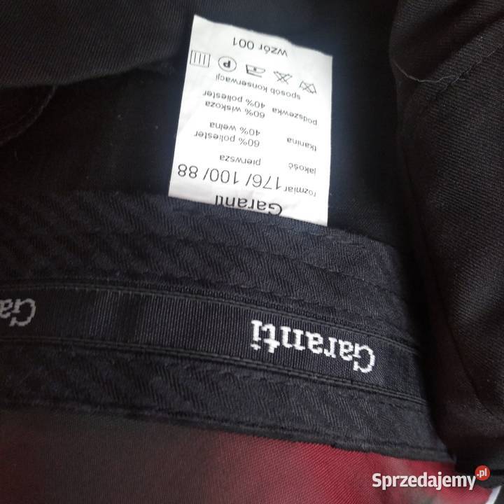 Garnitur czarny firmy Garanti mazowieckie Żyrardów