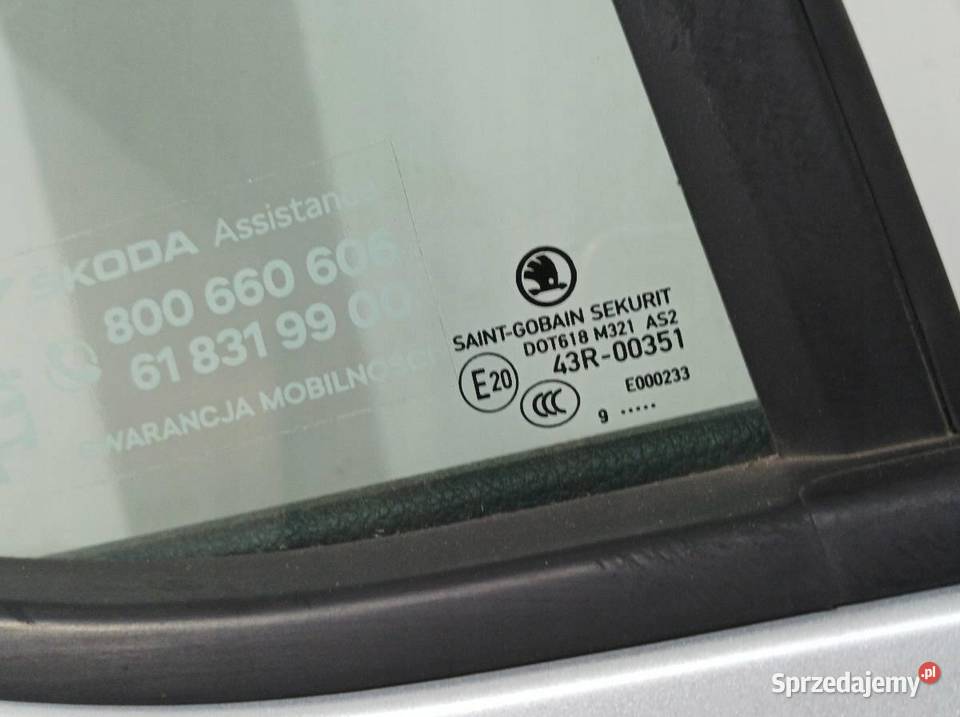 DRZWI PRAWE TYŁ 5D HB LA7W Skoda Fabia III 2014