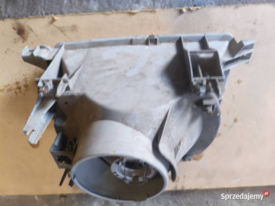Renault 19 lampa przód wielkopolskie