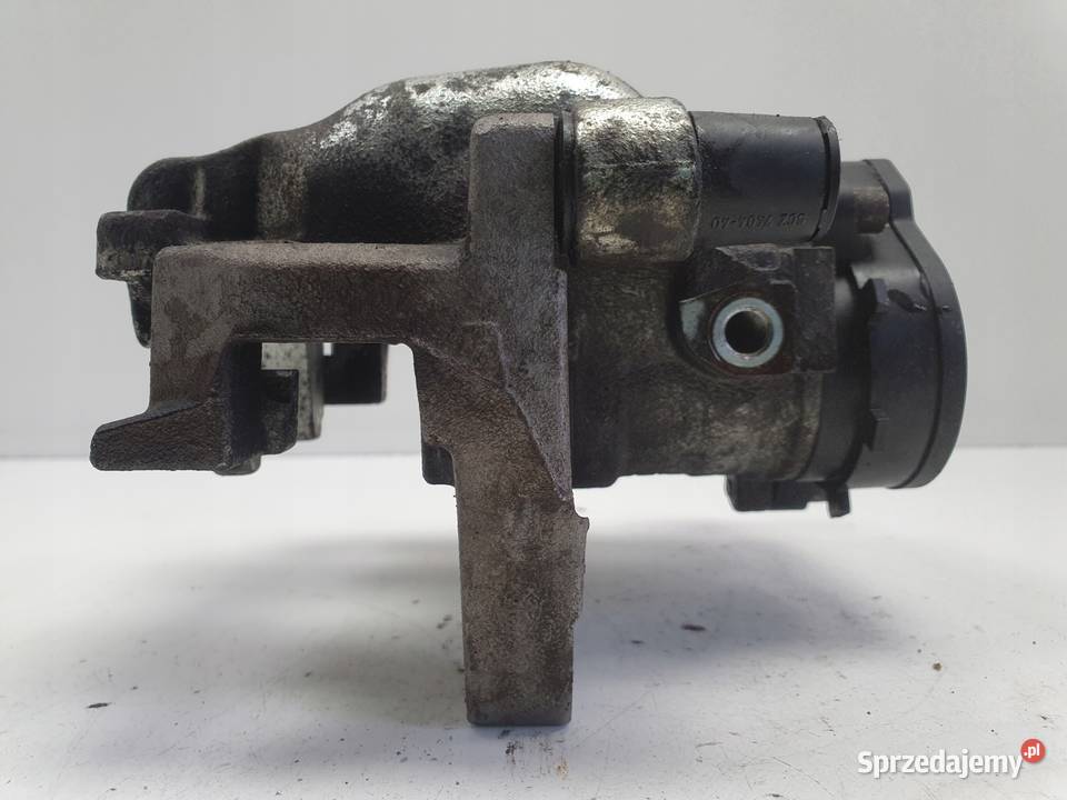 Volvo V60 XC60 II TYLNY ZACISK HAMULCOWY prawy Zaciski i jarzma Chełm