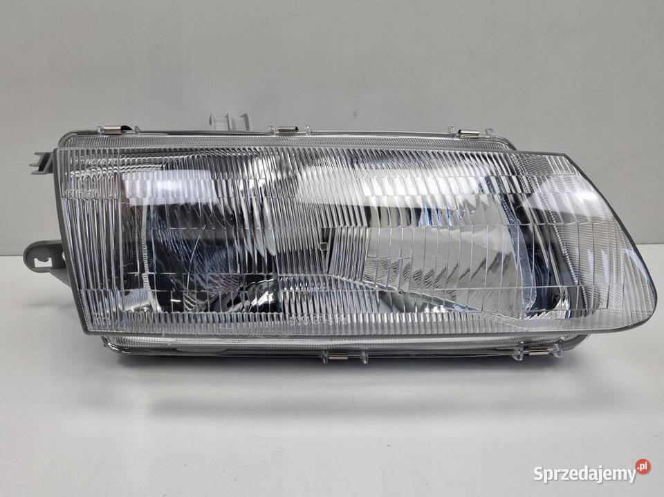 LAMPA PRAWA Mazda 323S 323 S V BA 9498r PRZEDNIA