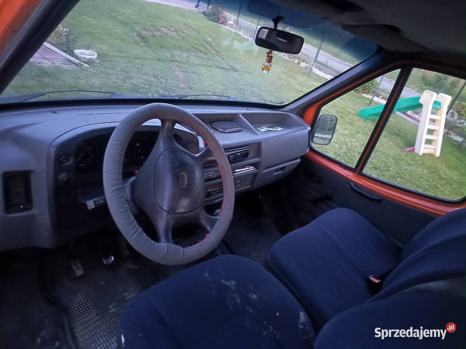 Sprzedam ford Transit 2468cm3 Gromnik