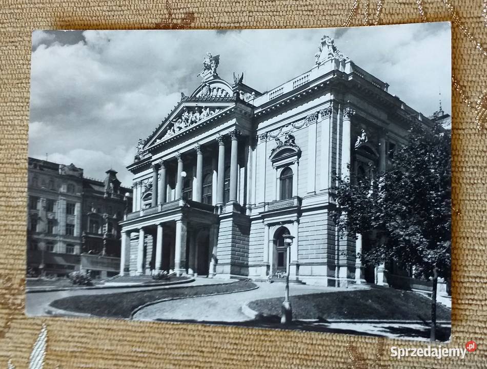 BUDYNEK TEATRU NARODOWEGO W BRNIE FOT BITTNER lubelskie Piszczac