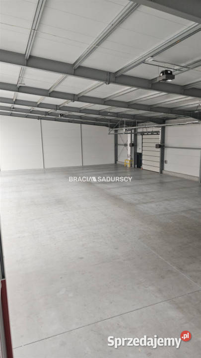 Ogłoszenie lokal Niepołomice 2600m2 małopolskie