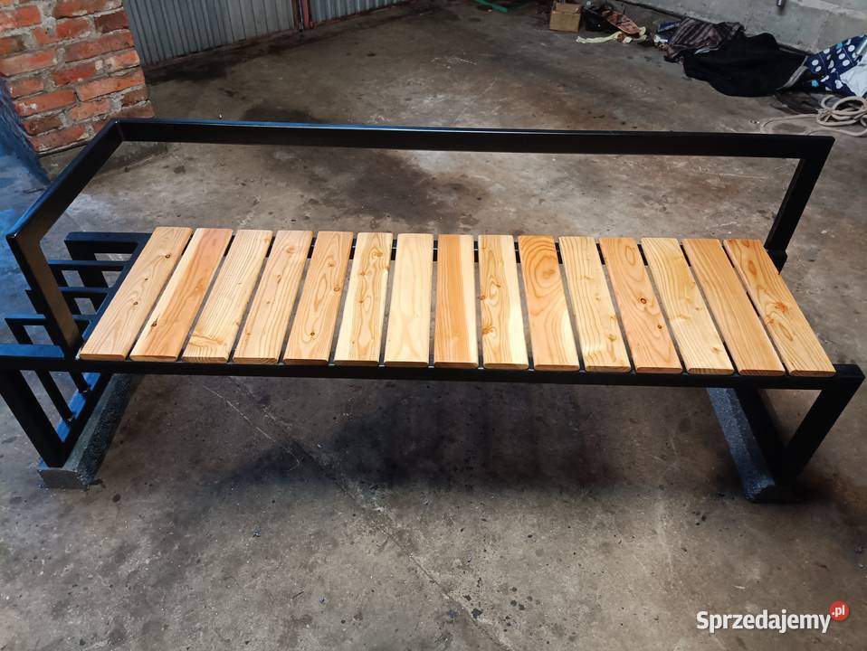 Ławka ogrodowa w nowoczesnym stylu 40cm Kolonia Bałucz