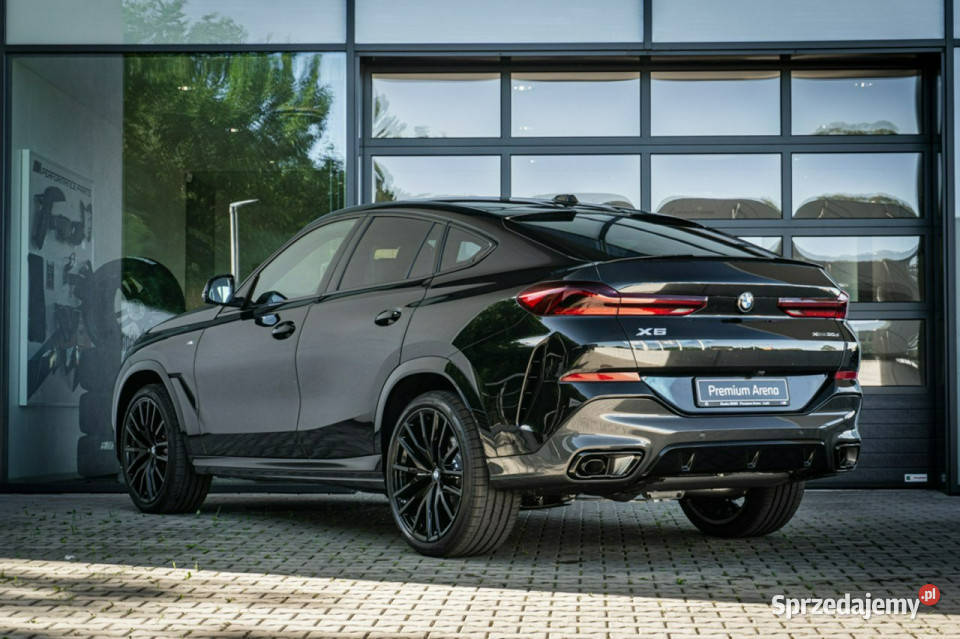 BMW X6 X6 xDrive30d Dostępny ręki G06 2019 czarny X6 łódzkie Łódź