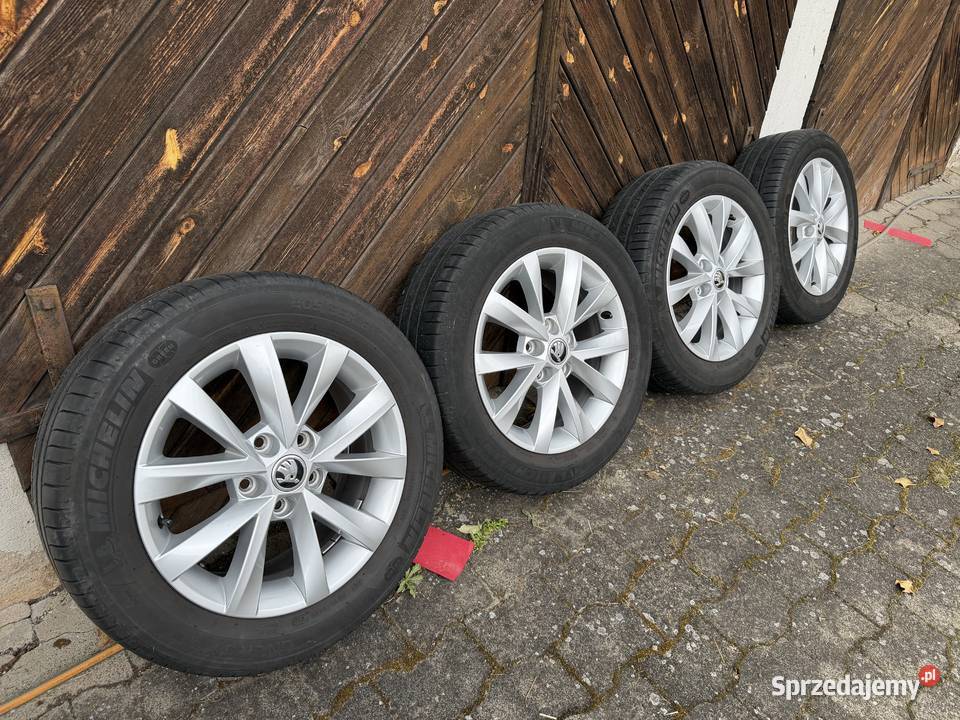 Alufelgi Skoda 5x112 16 Octavia Fabia Superb Średnica 16" dolnośląskie Góra sprzedam
