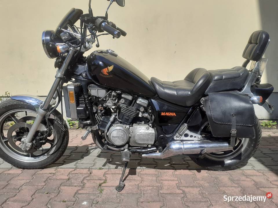 Honda vf 700 magna 1985 Piotrków Trybunalski