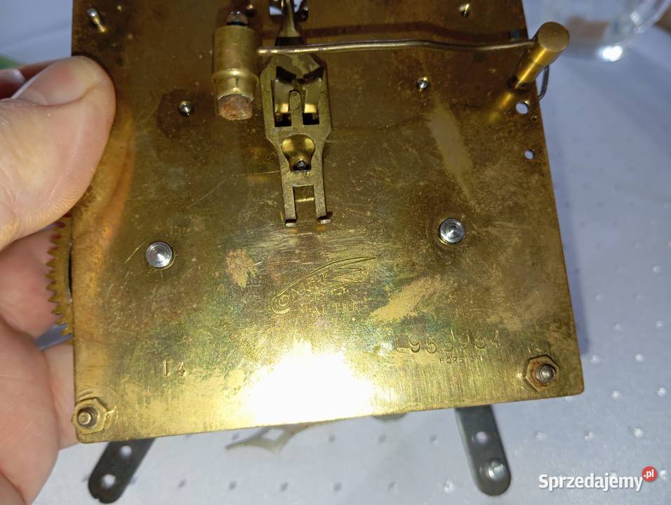 Stary Zegar kominkowy mechaniczny Muthe zdolnych