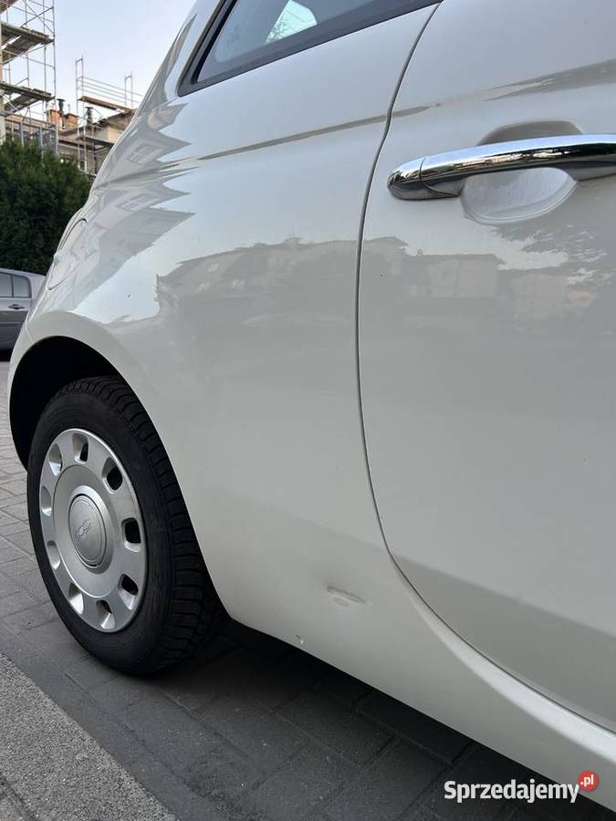 Fiat 500 2009 r 12 benzyna biały 139000 Piaseczno