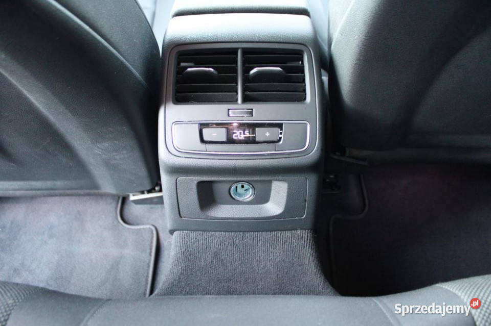 Audi A4 2022r Salon IWŁ ASO FV23 NAVI DSG Kamera 1984cm3 śląskie