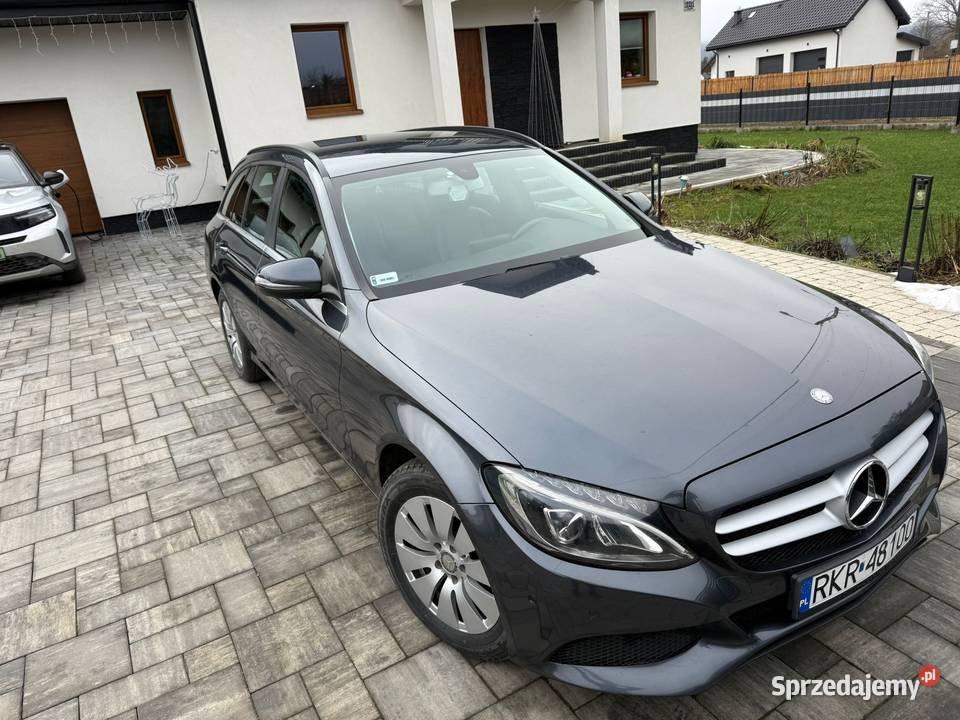 MercedesBenz Klasa C 2015 1568cm3 Mercedes-Benz Sanok