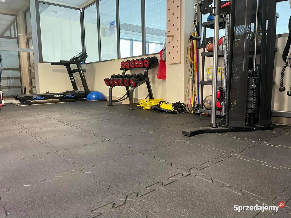 Profesjonalna podłoga sportowa do siłowni CZARNE
