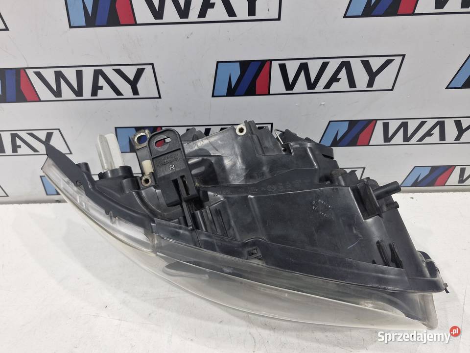 BMW E81 E87 LCI LAMPY PRAWA LEWA KOMPLET H7 TYC sprzedam