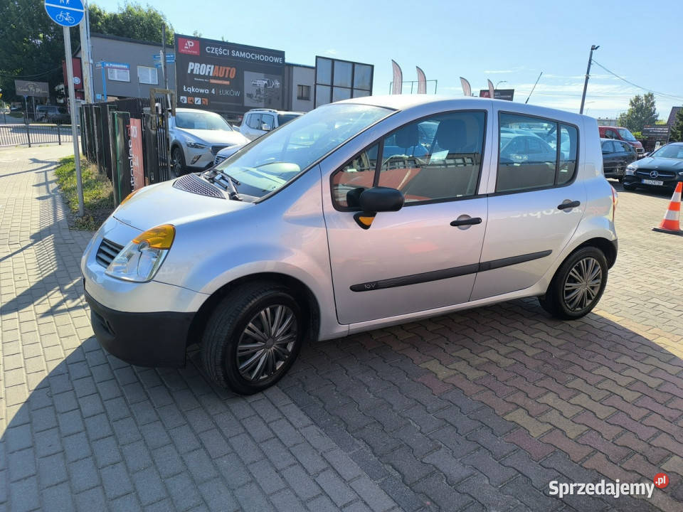 Renault Modus 12i 16V 75 Klimatyzacja Rok produkcji 2006