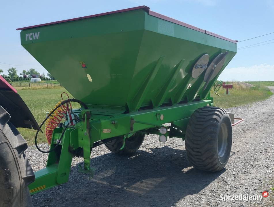 Rozsiewacz Unia RCW 5500 Chojnów