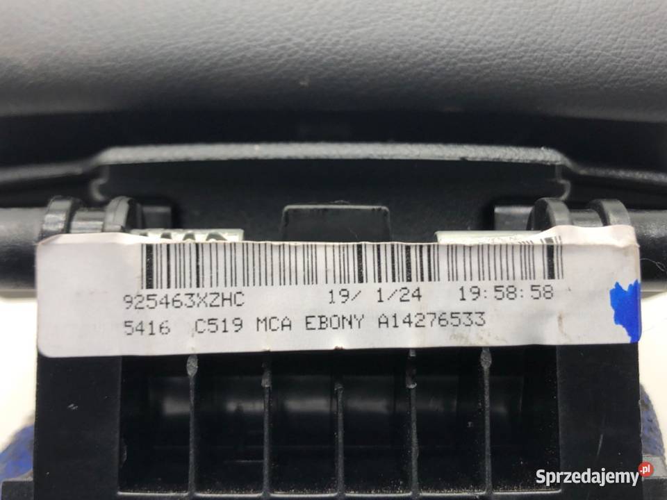 PODŁOKIETNIK FORD FOCUS IV Kombi 925463XZHC