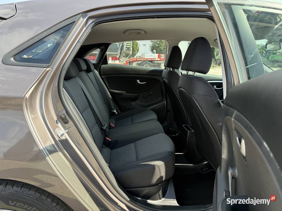 Hyundai i30 14 BENZYNA Klimatyzacja Ledy centralny zamek Konin