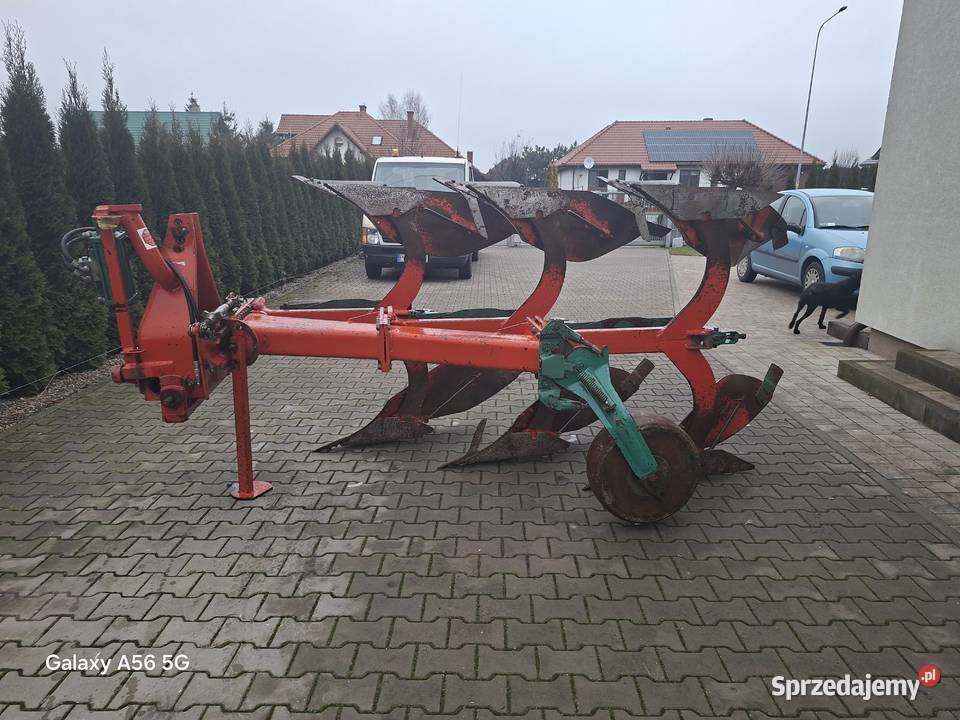 Pług kverneland 3 skibowy obrotowy nieuszkodzony Września sprzedam