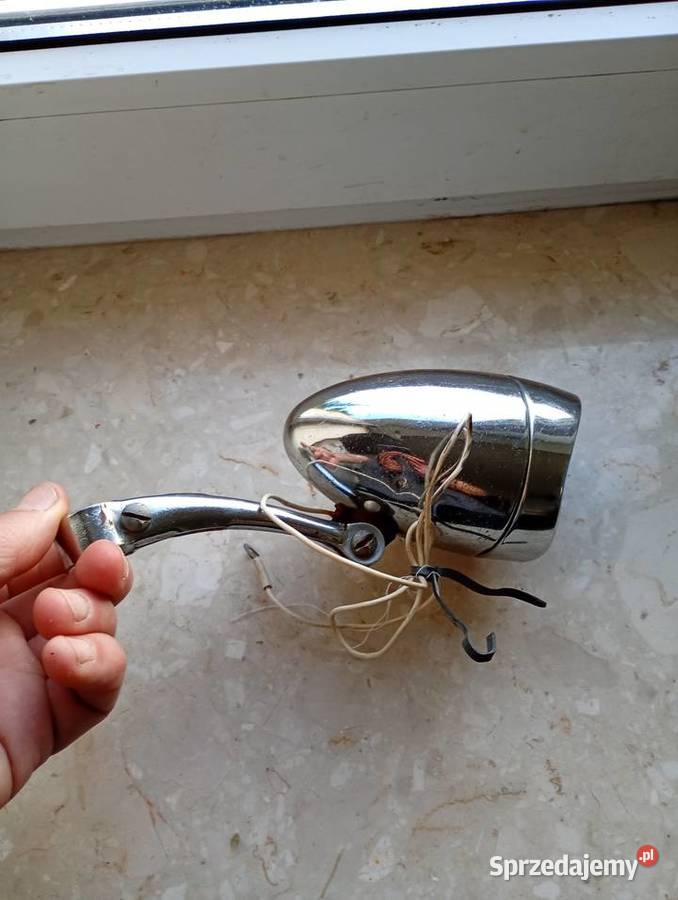 Stara lampa przednia do rowerów
