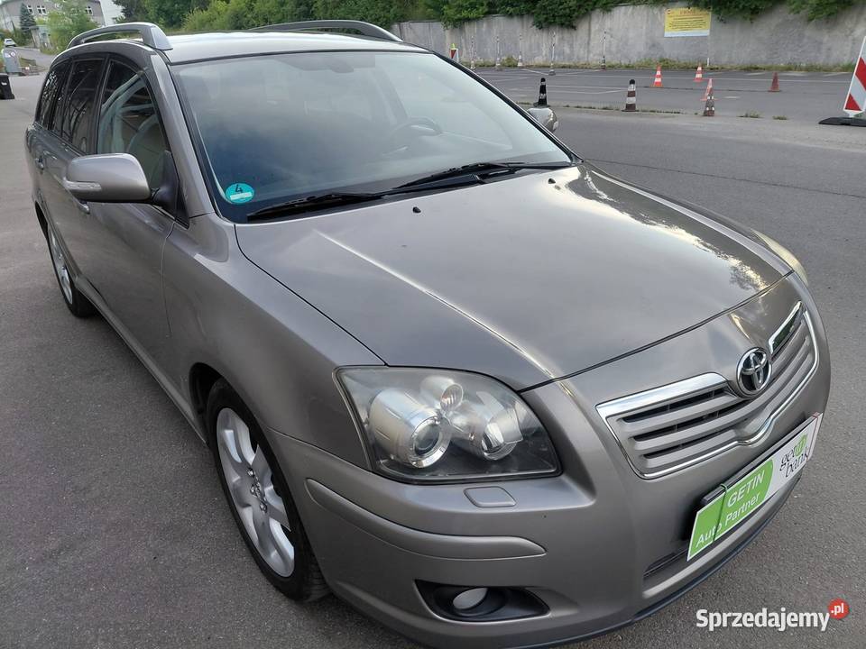 TOYOTA AVENSIS XI2006r 2016V 147 175 Automat poduszka powietrzna Jelenia Góra sprzedam