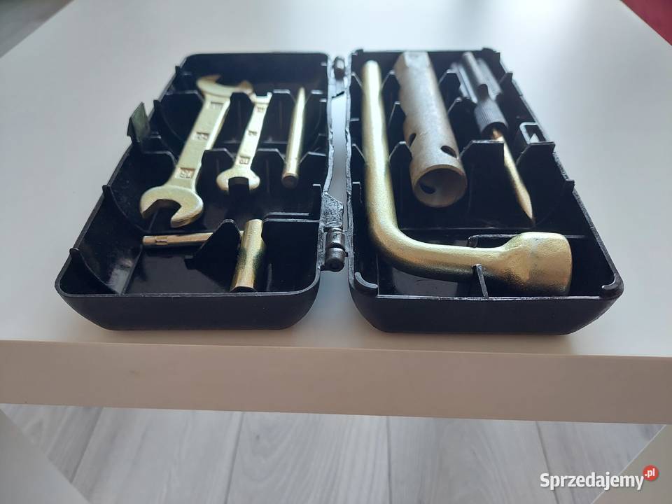 Pudełko narzędziówka fiat 126p w Pozostałe Mysłowice