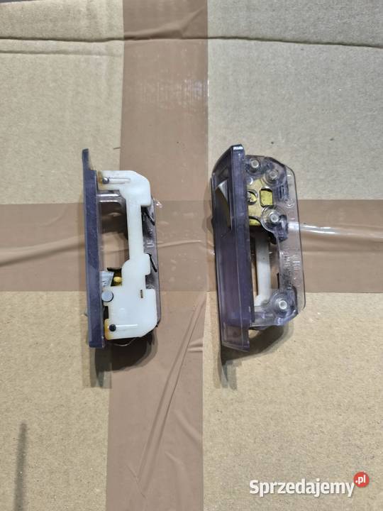 Fiat 125p lampka słupka oświetlenia wnętrza Kamień Pomorski