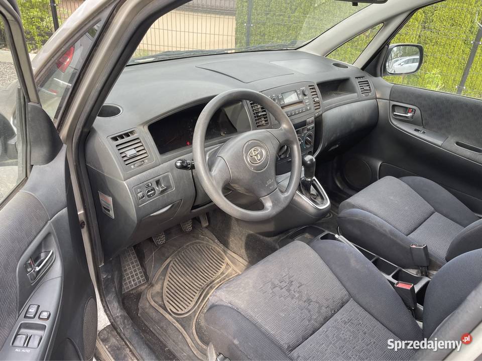 Toyota Corolla Verso 20d4d 90 klimatyzacja Hak 2000cm3 podlaskie Rutki-Kossaki