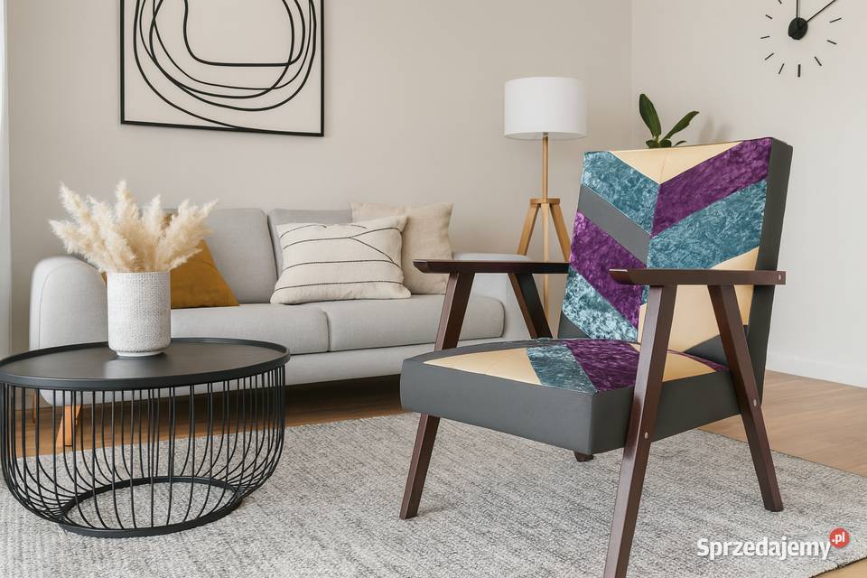 Krzesło Patchwork Kolorowe Vintage Pluszowe wielkopolskie Kazimierz Biskupi