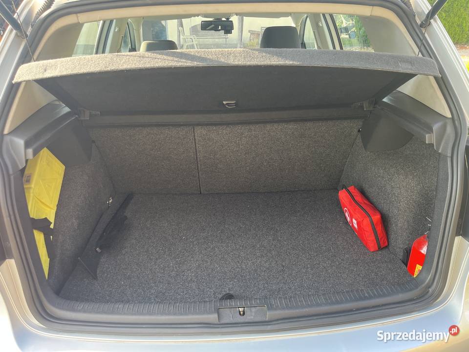 Volkswagen Golf V Rok produkcji 2006 Malinówka