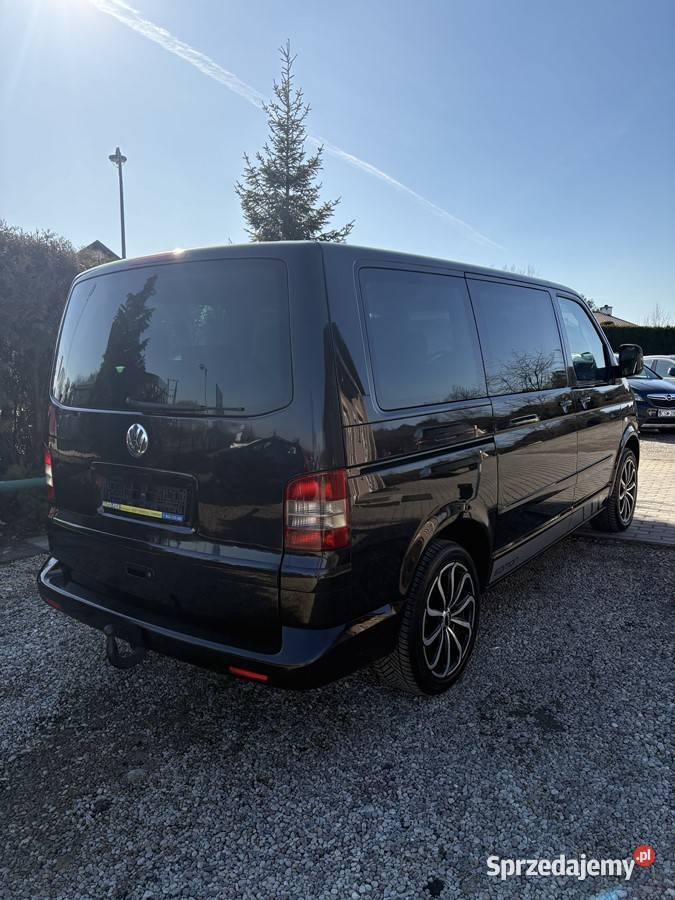 VW MULTIVAN nieuszkodzony Dolna Grupa