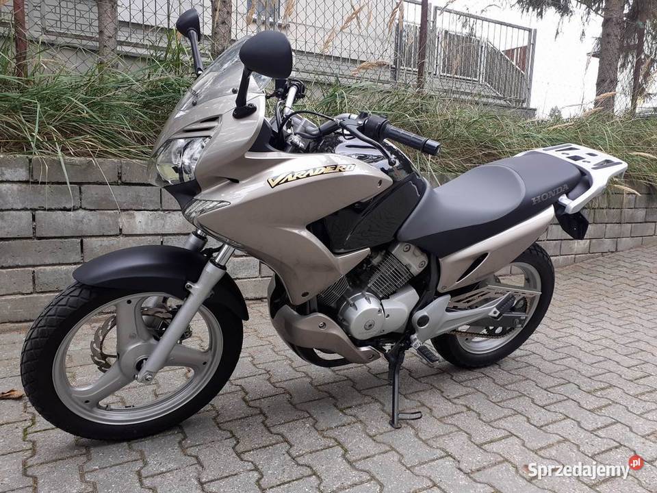 Honda Varadero XL 125 z 2007 roku Perfekcyjny Honda Szczecin