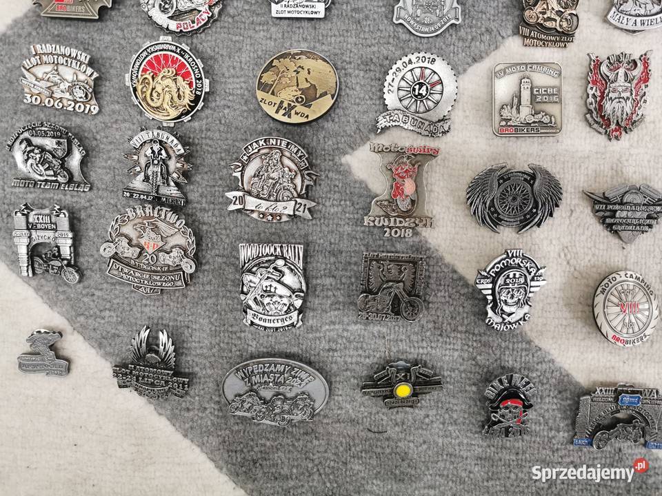 Kolekcja motocyklowych 90 blach zlotowych Iława