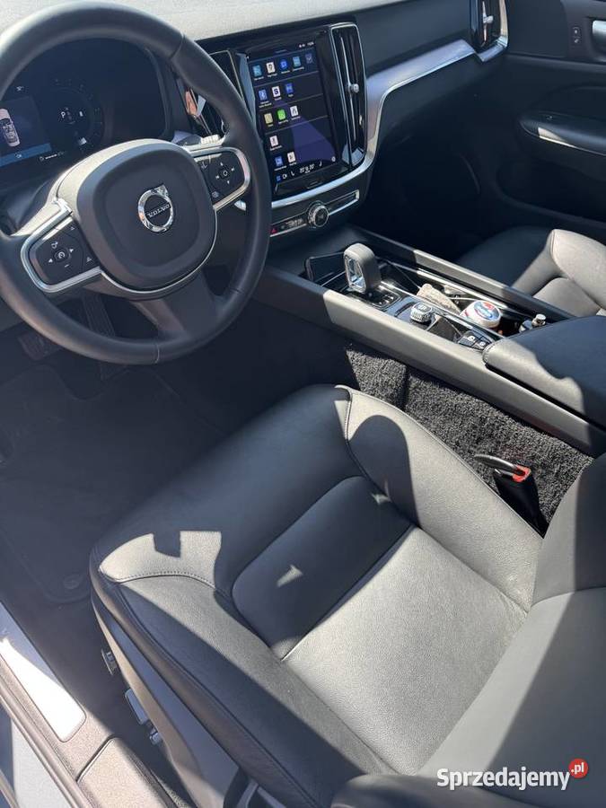 Volvo S60 B5 AWD Plus Dark 2024 20BenzynaStan kujawsko-pomorskie Ciechocinek