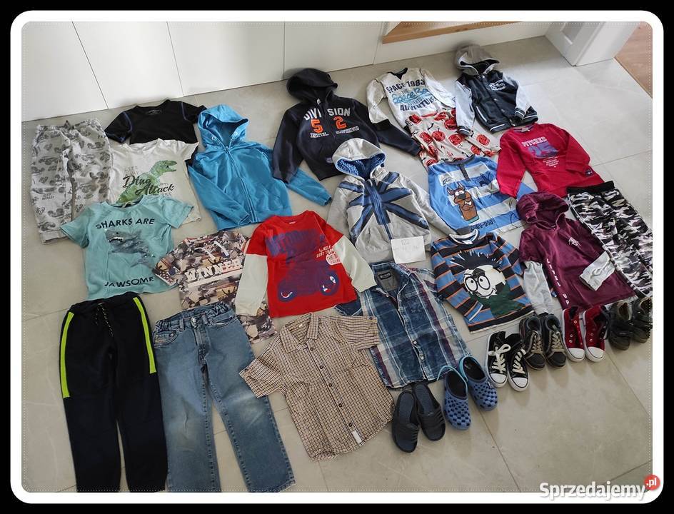 Zestaw ubrań dziecięcych rozmiar 122 buty 30 i sprzedam