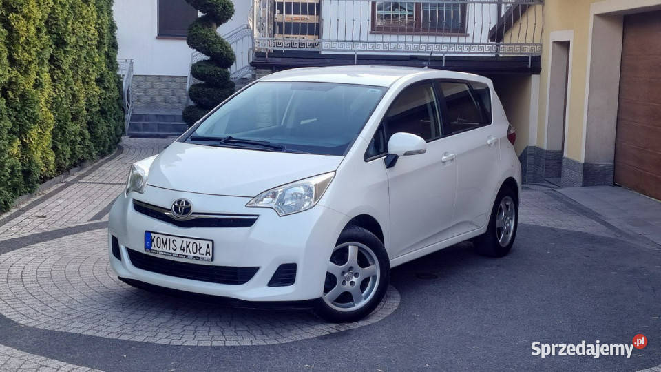 Toyota Verso S Kamera Cofania 6 Bieg 13 99 mazowieckie Płońsk