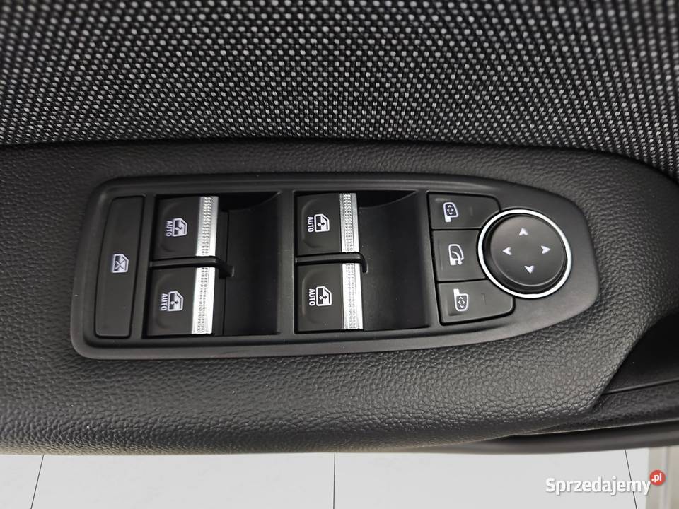 Captur 10 TCe Techno 2024RPakiet Winter Techno sprzedam