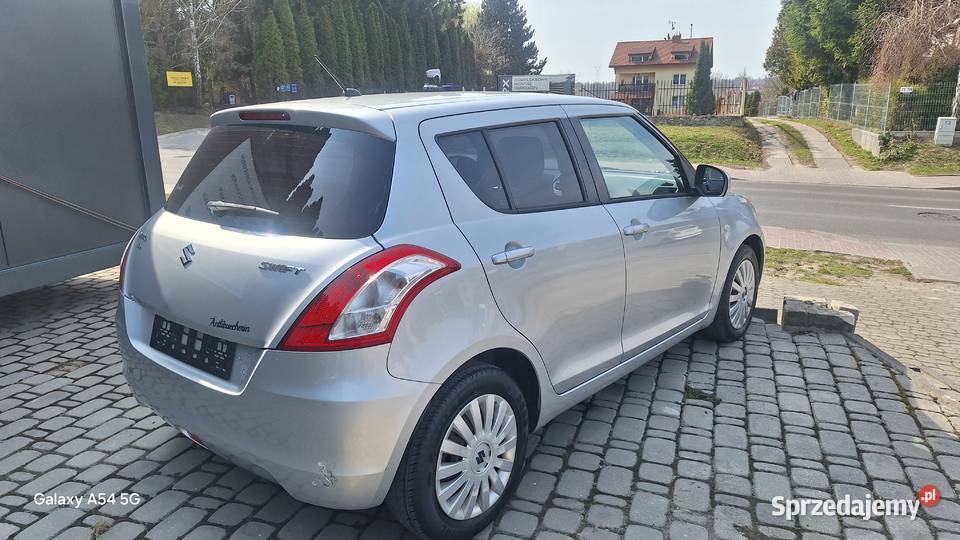 SUZUKI SWIFT V SZWAJCARIA