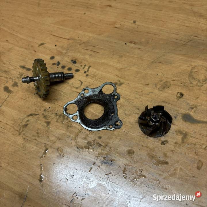 Wałek pompy wody Wirnik Flansza Honda CR 125 Motoryzacja Bielawa sprzedam