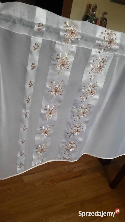 Woal zazdrostka biała atłasowe pasy 298 x 58