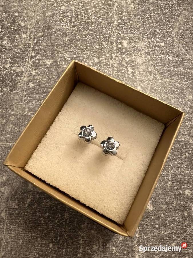 Kolczyki srebrne kwiaty kwiat kwiatki kwiatek podkarpackie Jasło