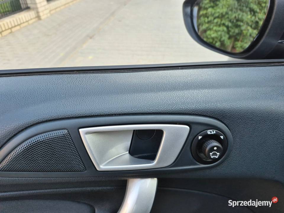 Ford FiestaTitanium 82KM zachodniopomorskie Szczecin sprzedam