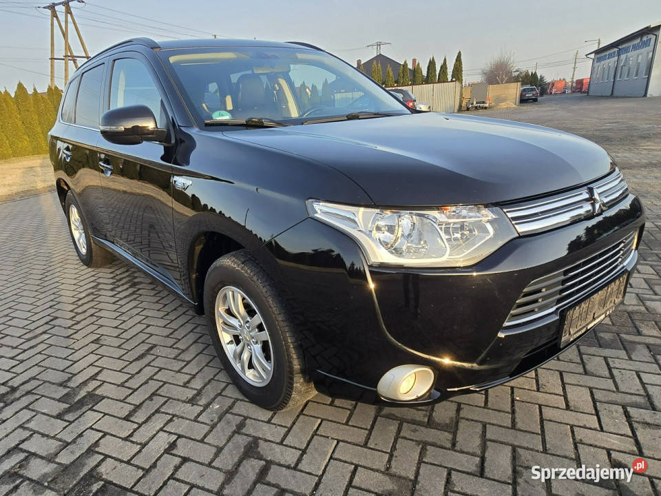 Mitsubishi Outlander 20PlugIN Hybrid napęd 4x4 Kutno