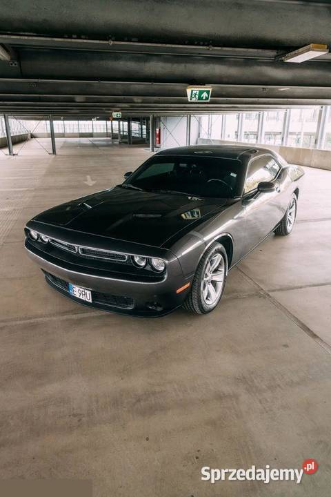 Dodge Challenger Automatik SXT Plus 309 2016r łódzkie Łódź
