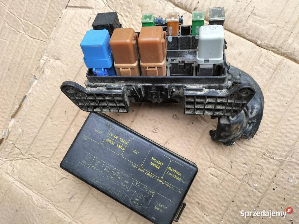 FORD MAVERICK 1 NISSAN TERRANO 2 SKRZYNKA lubelskie Kamień-Kolonia