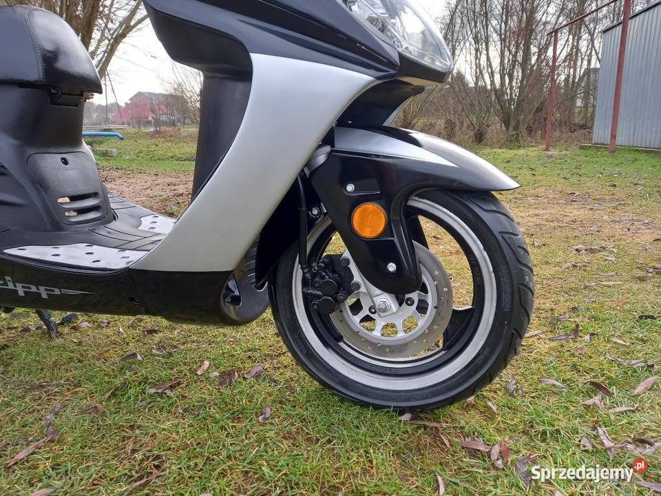 Skuter 4t 5080 czarny Szczucin sprzedam