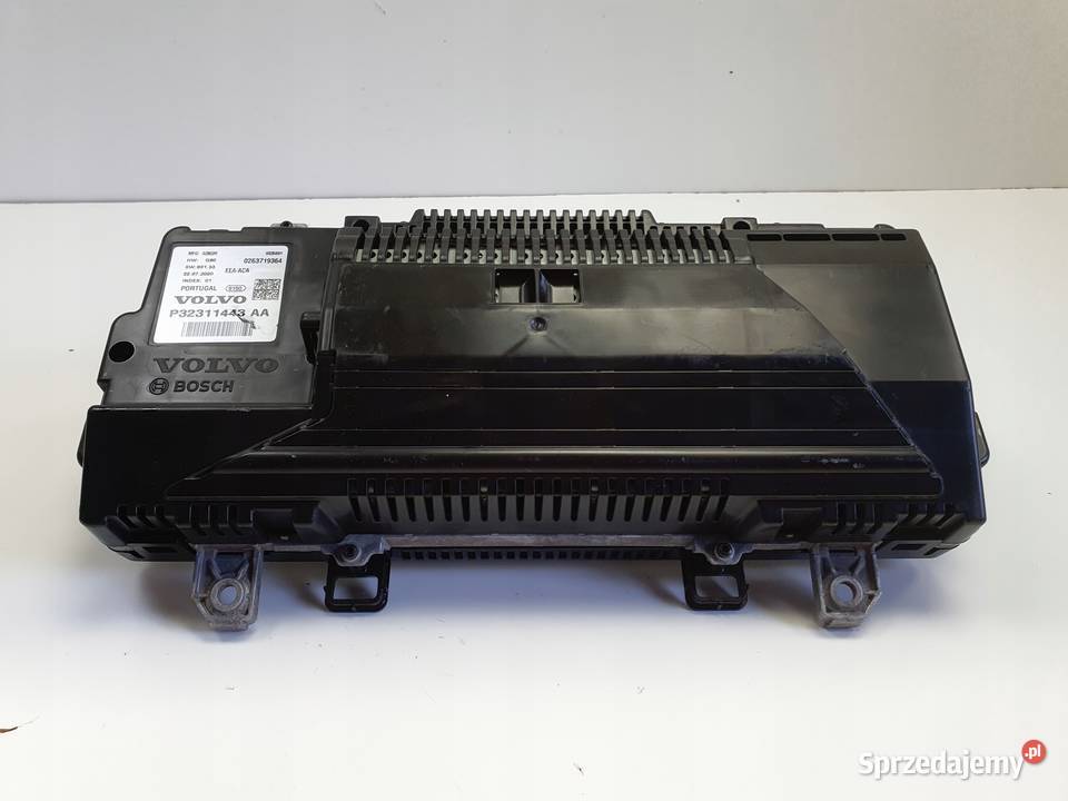 Volvo V60 II S60 III 20 LICZNIK ZEGARY Chełm