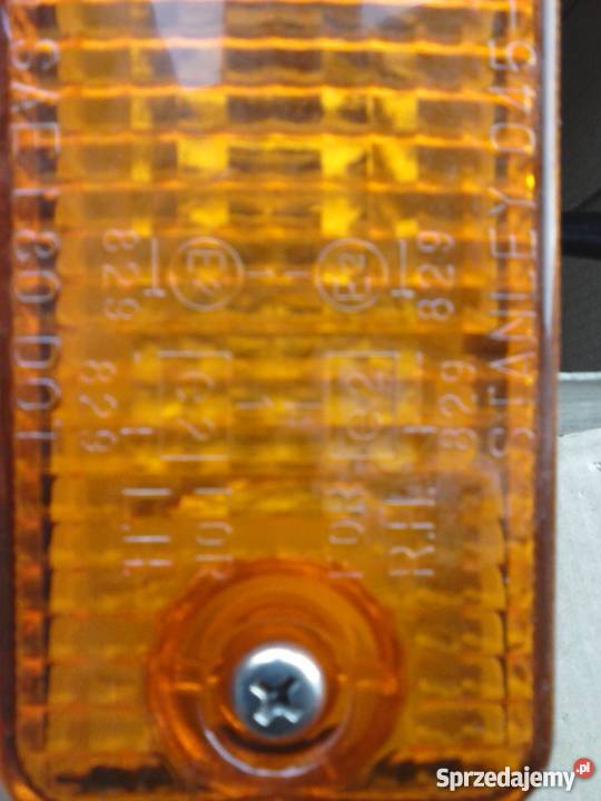 Mazda Toyota kierunkowskaz NOWY Oświetlenie wielkopolskie Bukownica