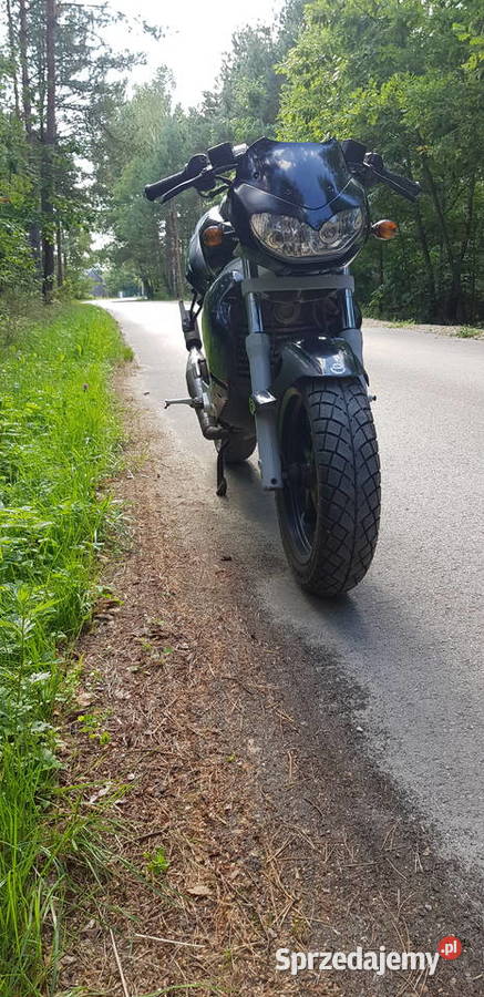 Gilera Dna 50 w stanie aeroxneosrunner Rok produkcji 2002 Kapałów