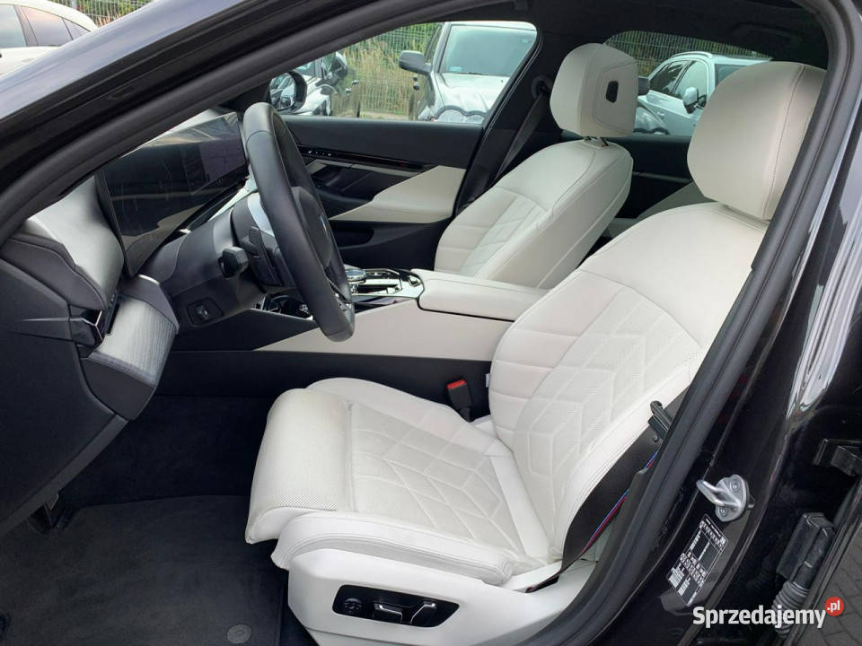 BMW 520 520i MSport Pro Salon Gwarancja Panorama Baranowo sprzedam